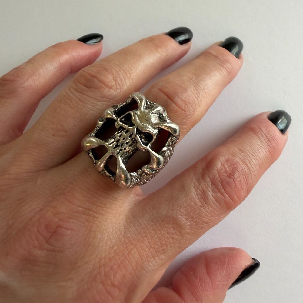 Ornate Gothic Statement Ring Silver Tone Baroque Punk Unisex Sz 8